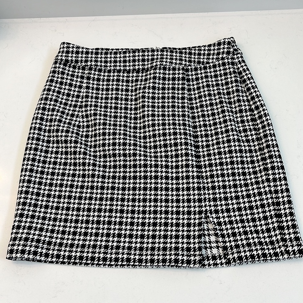 Garage Skirt
